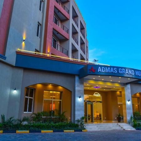 Admas Grand Hotel عنتيبي المظهر الخارجي الصورة
