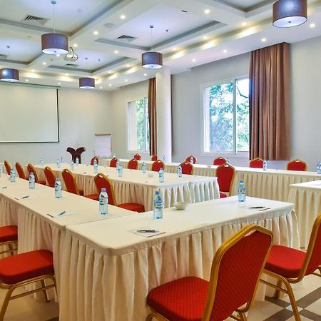 Admas Grand Hotel عنتيبي المظهر الخارجي الصورة