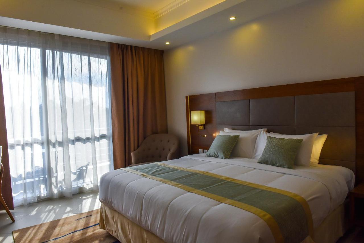 Admas Grand Hotel عنتيبي المظهر الخارجي الصورة
