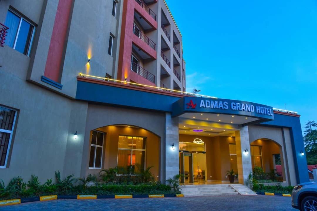 Admas Grand Hotel عنتيبي المظهر الخارجي الصورة