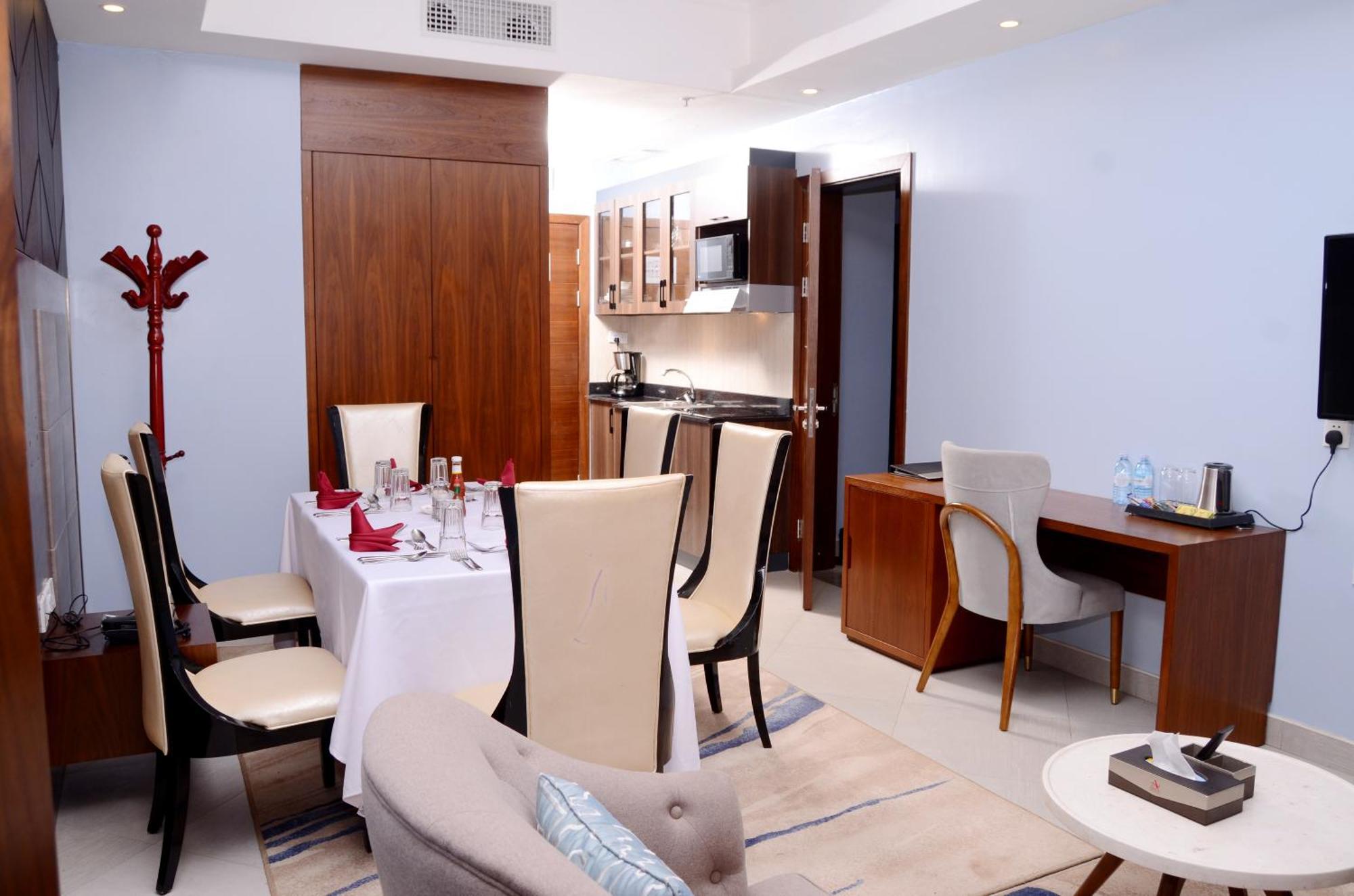 Admas Grand Hotel عنتيبي المظهر الخارجي الصورة